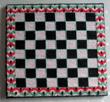 VINTAGE CHESS BOARD KNITTED /