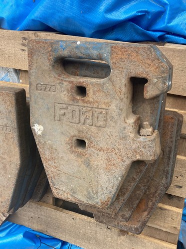 Ford tractor front - front, x