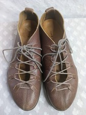 TRIPPEN Women's Size 40 9 US