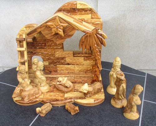 Lovely carved olive wood - lovely,
