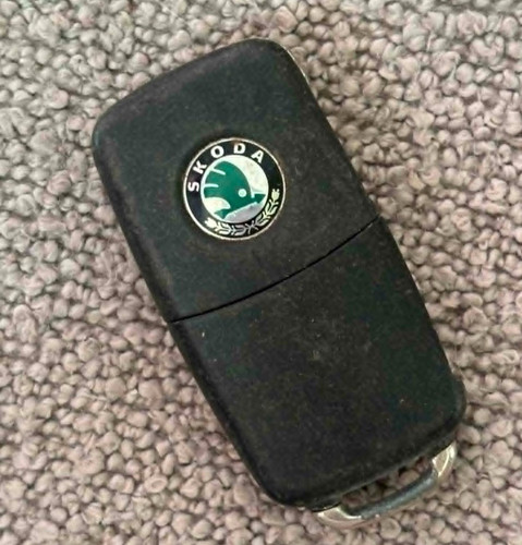 Genuine skoda button - skoda,