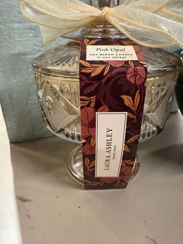 Laura ashley soy blend candle - ashley,