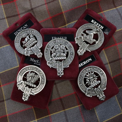 Pewter clan crest cap - pewter,