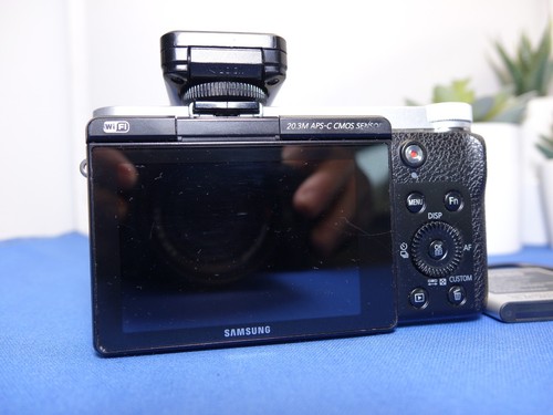 Samsung nx3000 20mp digital - samsung,
