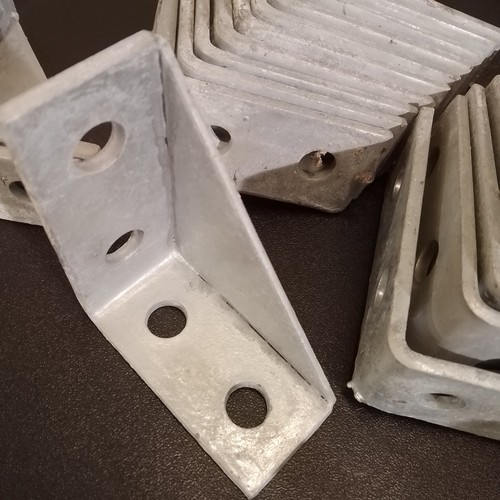 Hole gusset bracket - 2, 2