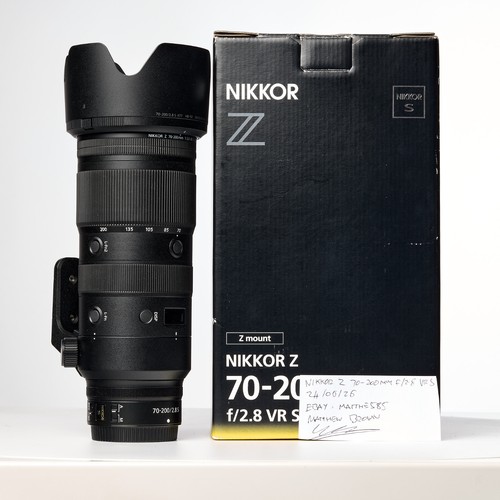 Nikon nikkor 200mm 2 - z, f/2.8