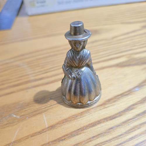 Small vintage brass milk maid - small,