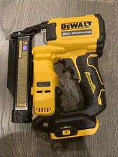 DEWALT Atomic Compact 20V MAX Brushless Cordless 23 Gauge Pin Nailer **