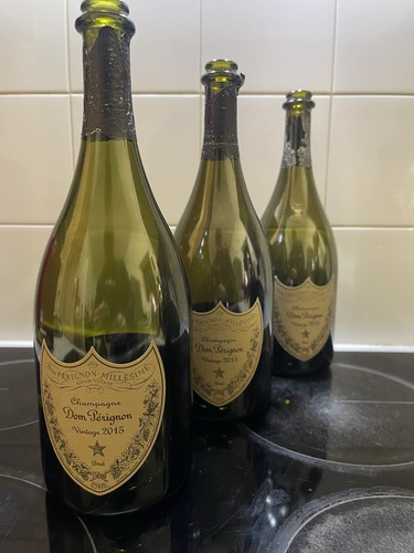 Dom perignon champagne - perignon,