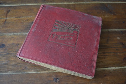 Gramophone folder with 9 - 8",