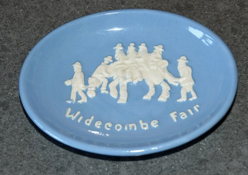 Dartmouth pottery blue - dartmouth, /
