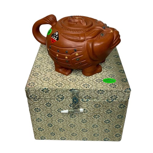 Vintage yixing zisha - vintage, pig