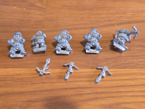Classic metal dwarf quarreller - classic,