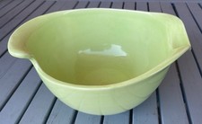 Eva Zeisel 8 Cup Yellow/ Green Mixing Bowl, Red Wing  Potteries, Mid-Century