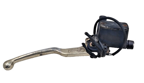 Front brake pump - front,