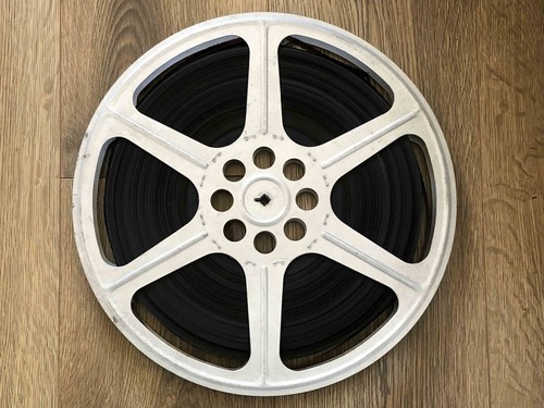 16mm cine film - 16mm, colour