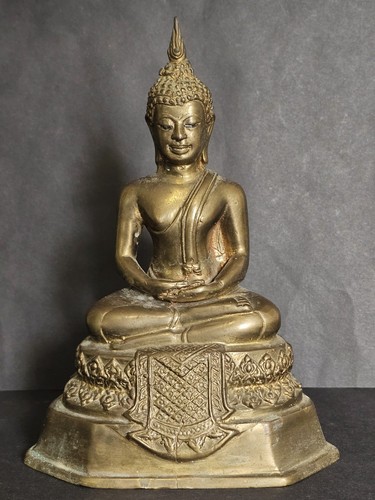 Antique thai bronze buddha - thai,