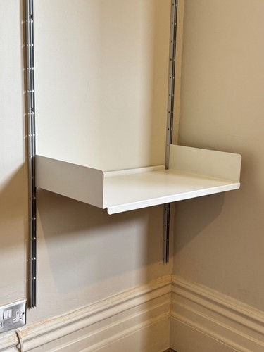 Vitsoe 606 universal shelving - universal,