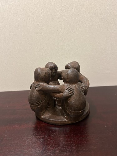 Four figures unity circle - four,