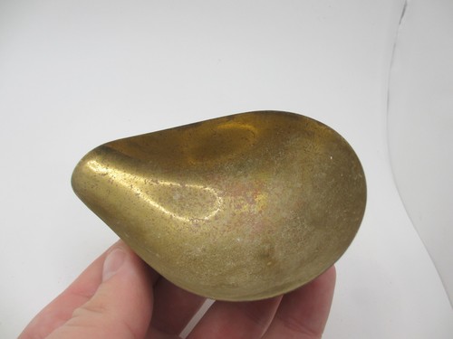Small victorian brass scale - small,