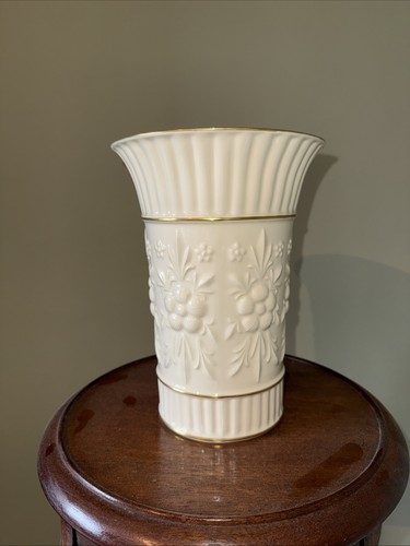 Aynsley sunset camellia vase - aynsley,