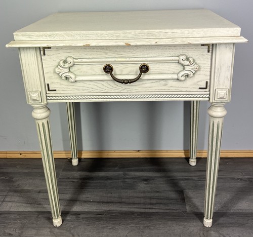 Bedside table vintage carved - bedside,