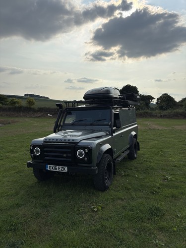 Land rover 110 defender green - land,