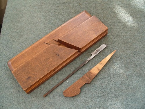 Bead moulding plane by - bead,