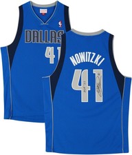 Dirk Nowitzki Mavericks Signed Mitchell & Ness 2010-2011 Swingman Jersey w/Insc