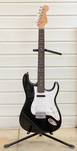 Squier fender stratocaster - squier,
