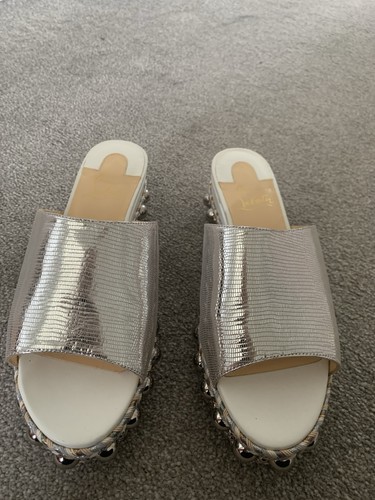 Authentic christian louboutin - authentic,