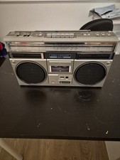 Hitachi TRK 7250E - Vintage 1980s Stereo Cassette Recorder - 1 Tape Deck