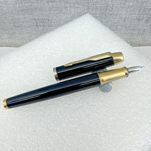 Parker fountain pen med - i.m,