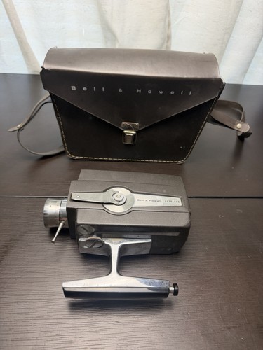 Vintage bell howell super 8 - howell,