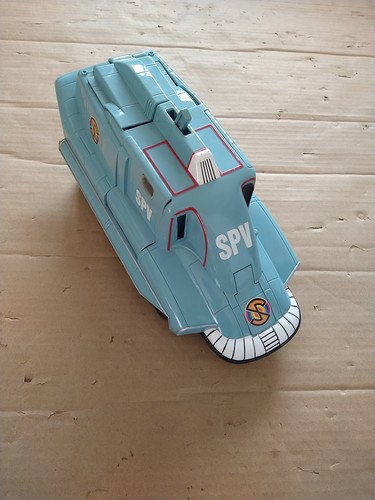 Captain scarlet spv vehicle - scarlet,