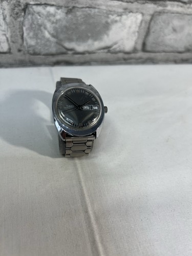 Vintage timex water resistant - vintage,