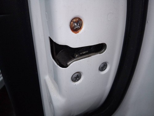 Front right door lock - front,