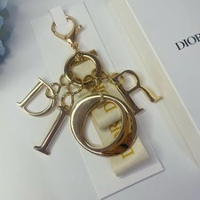 Dior Beauty Gold Letter