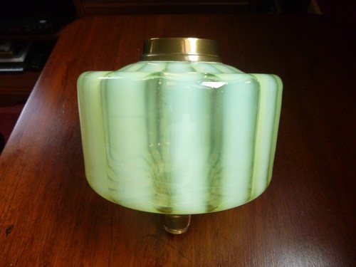 Beautiful victorian vaseline - victorian,