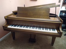 Baldwin Baby Grand Piano Model