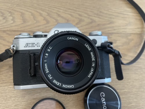 Canon slr 35mm film - ae-1,