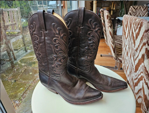 Vintage tony mora women - tony,