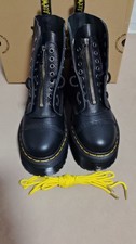 Dr. Martens Sinclair Size 6