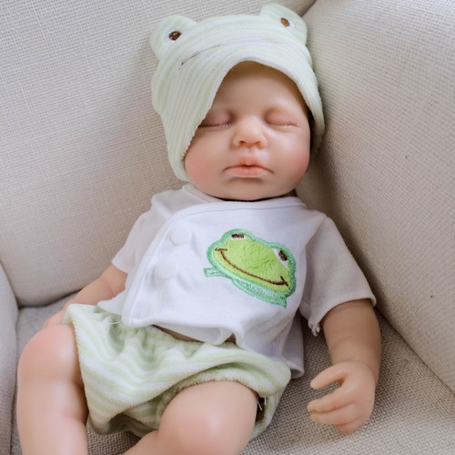Lifelike reborn baby doll - lifelike,
