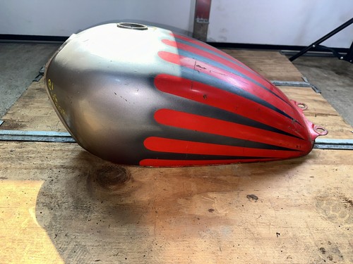 Suzuki 550 gas tank - gs,
