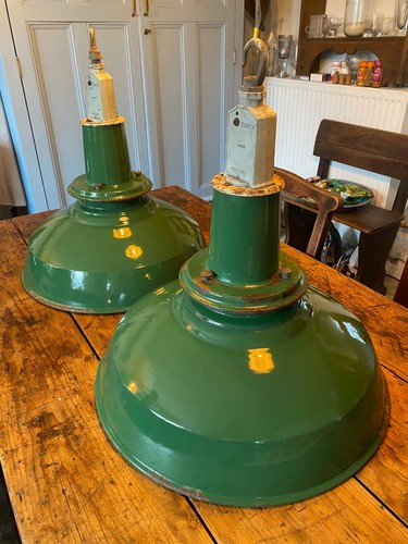 Pair vintage 18 - pair, 18"