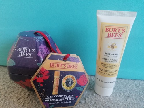 Burt bees bundle gift - burt's,