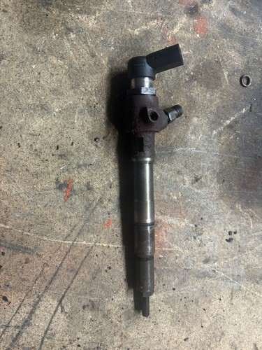 Fuel injector caddy passat - injector,