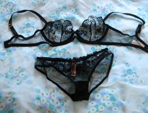 Agent provocateur - l'agent, 32c