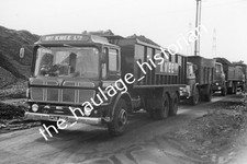 THH Truck Photos - AEC - Hbt. Knee.